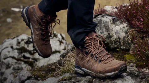 Outdoor- und Wanderschuhe